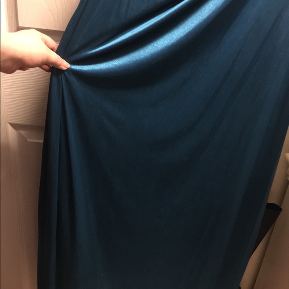 Prom Dress - Picture 2 of 4